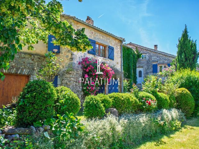 Maison 8 pièces 190 m²