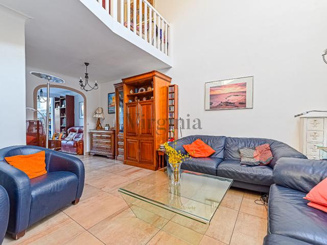 Maison 8 pièces 190 m²