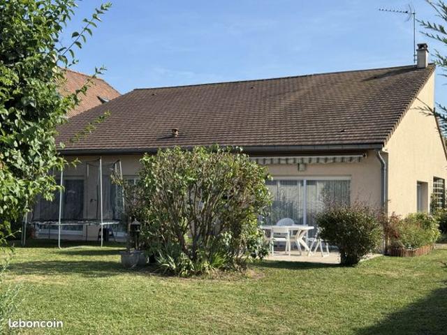 Maison 8 pièces 190 m²