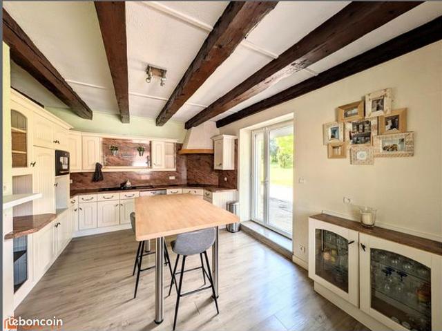 Maison 8 pièces 190 m²