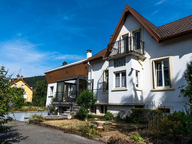 Maison 8 pièces 190 m²