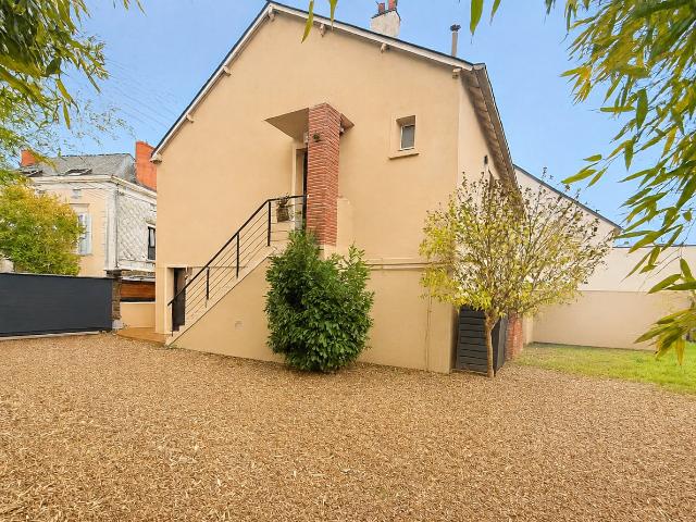 Maison 8 pièces 190 m²