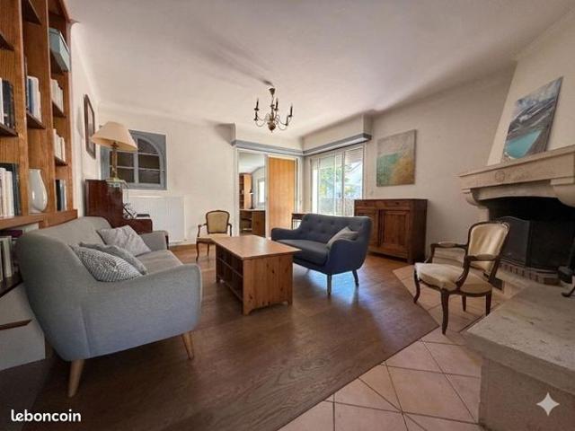Maison 8 pièces 190 m²