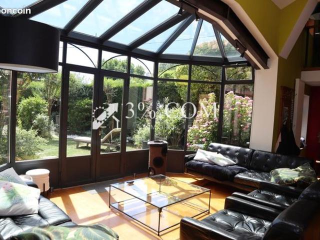 Maison 8 pièces 190 m²
