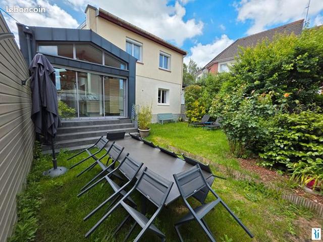Maison 8 pièces 190 m²