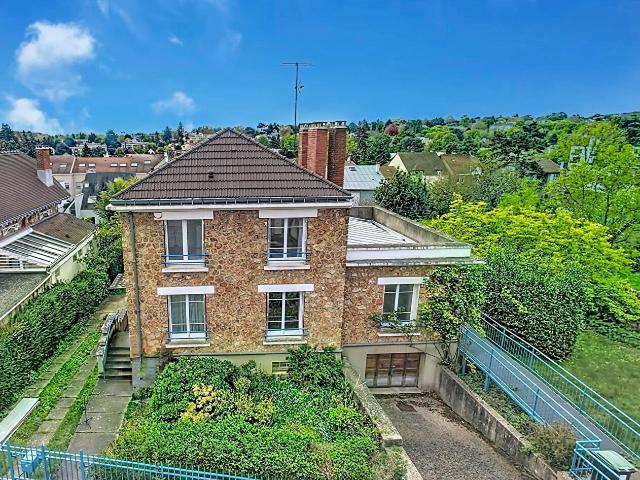 Maison 8 pièces 190 m²