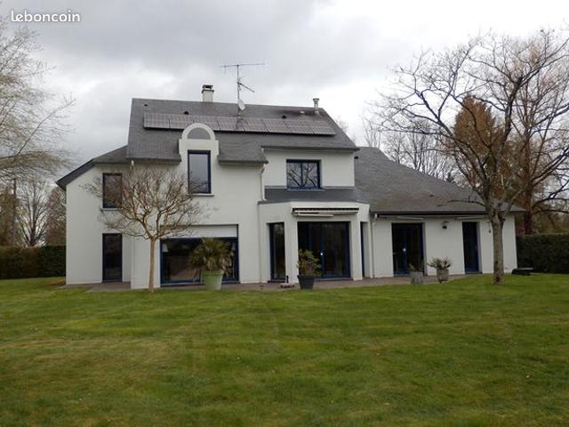 Maison 8 pièces 191 m²