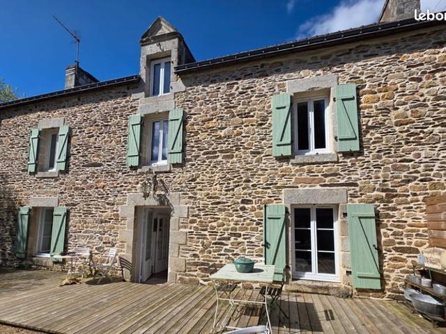 Maison 8 pièces 191 m²
