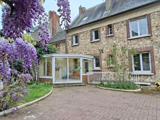 Maison 8 pièces 191 m²