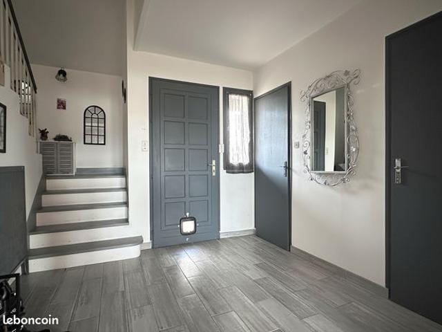 Maison 8 pièces 191 m²