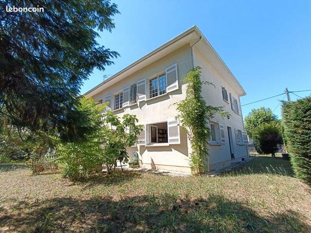 Maison 8 pièces 191 m²