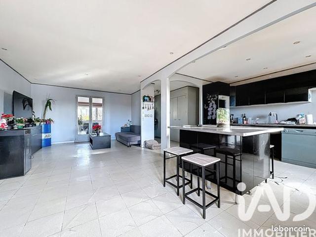 Maison 8 pièces 191 m²