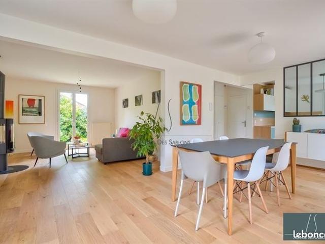 Maison 8 pièces 191 m²