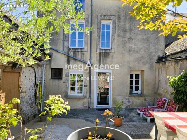 Maison 8 pièces 191 m²