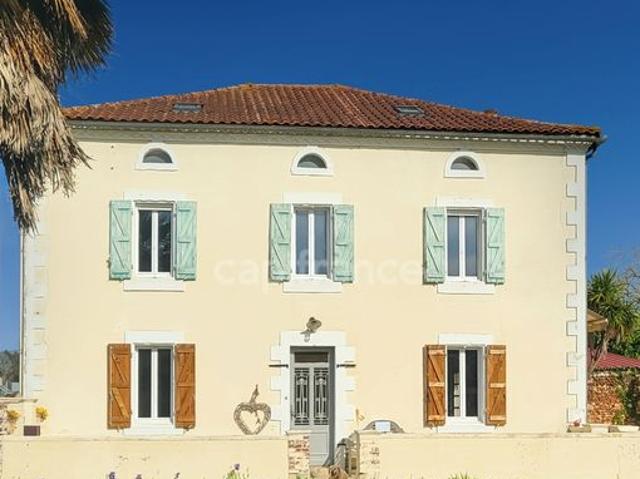Maison 8 pièces 191 m²