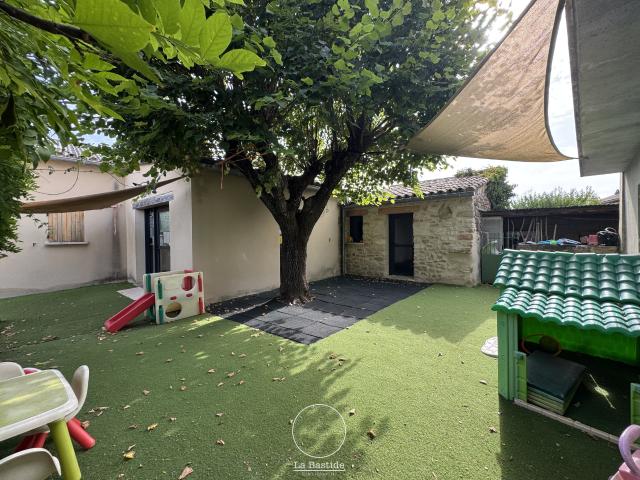 Maison 8 pièces 192 m²