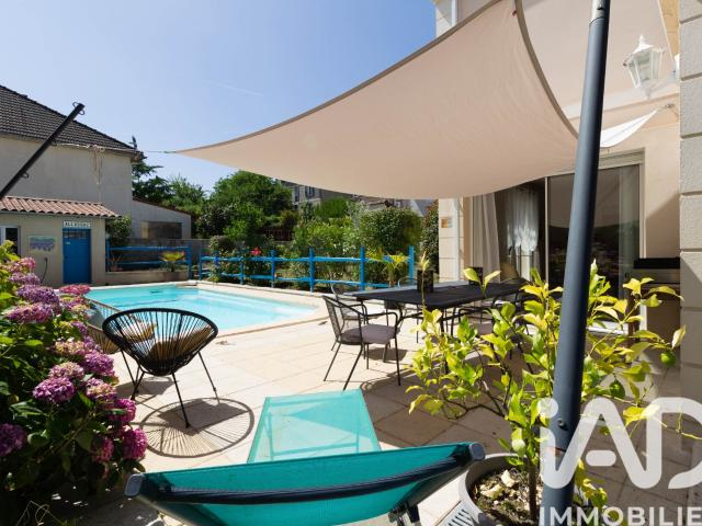 Maison 8 pièces 192 m²