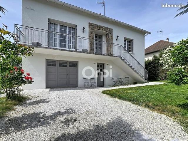 Maison 8 pièces 192 m²