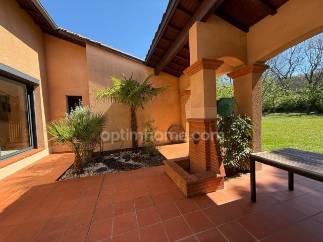 Maison 8 pièces 192 m²