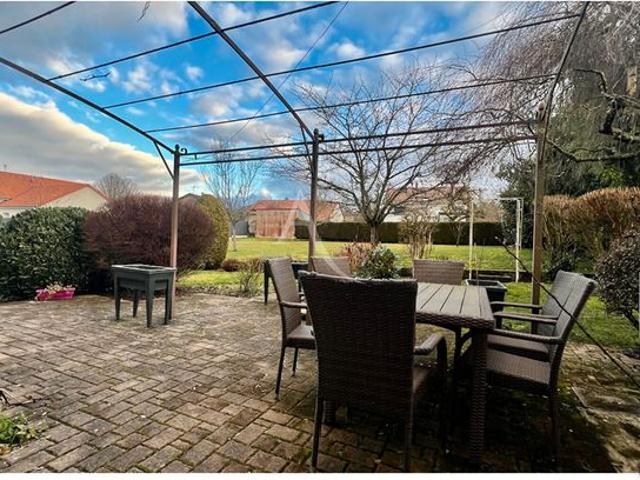 Maison 8 pièces 192 m²