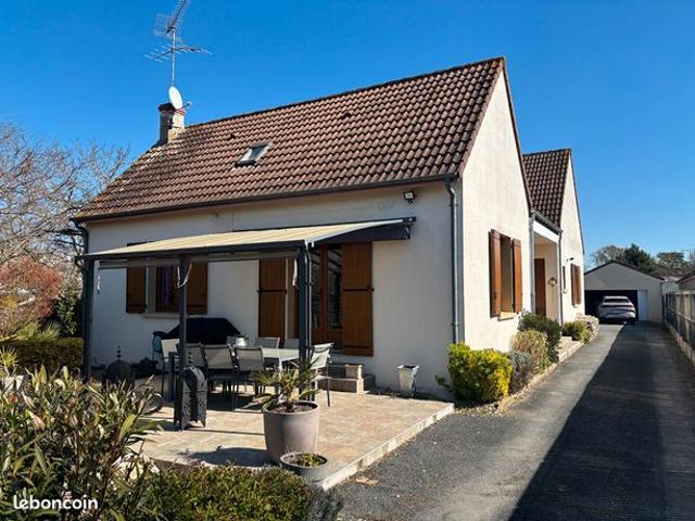 Maison 8 pièces 192 m²