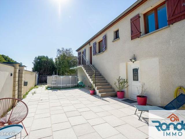 Maison 8 pièces 192 m²