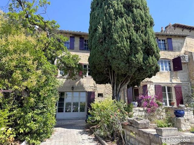 Maison 8 pièces 192 m²