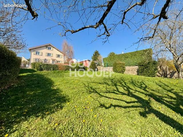 Maison 8 pièces 192 m²