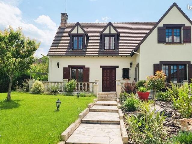 Maison 8 pièces 192 m²