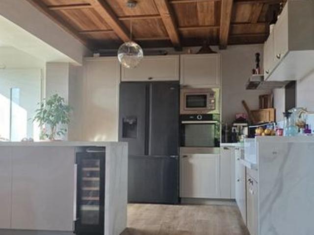 Maison 8 pièces 192 m²