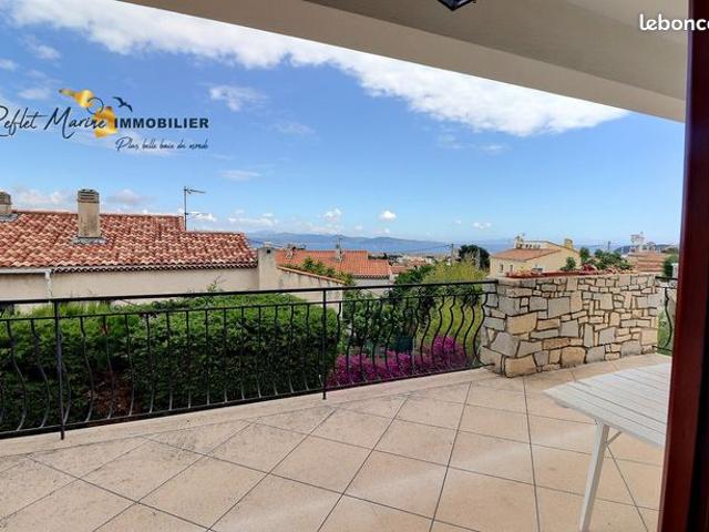 Maison 8 pièces 192 m²