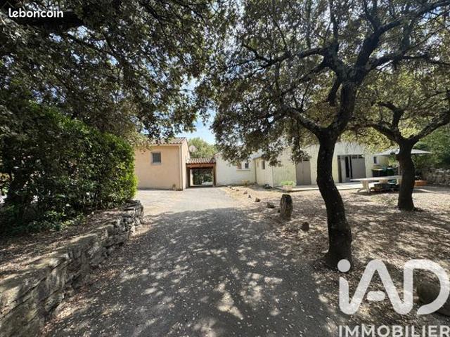 Maison 8 pièces 192 m²