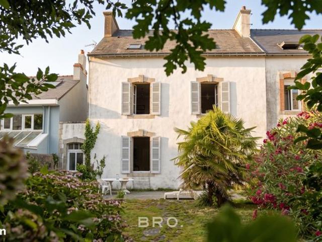 Maison 8 pièces 192 m²