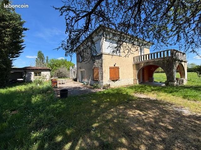 Maison 8 pièces 192 m²