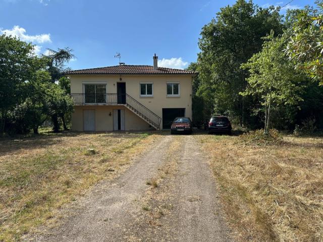 Maison 8 pièces 192 m²