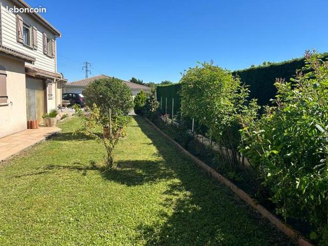 Maison 8 pièces 192 m²