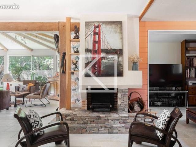 Maison 8 pièces 192 m²