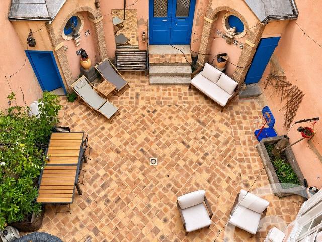 Maison 8 pièces 192 m²