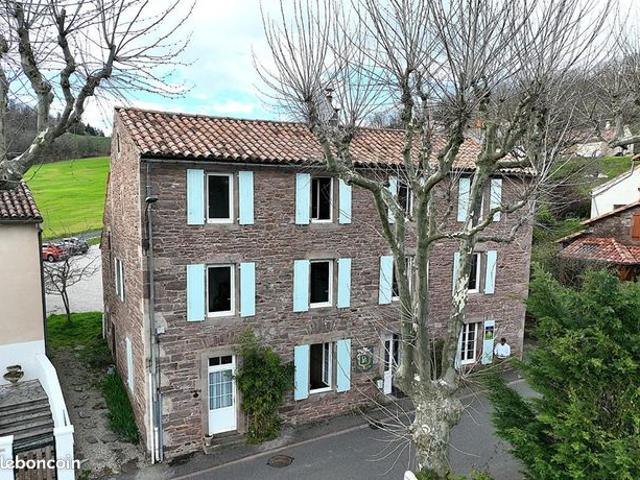 Maison 8 pièces 193 m²