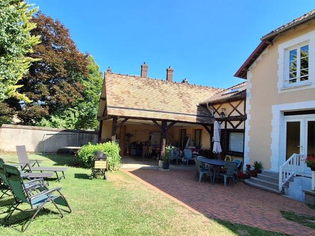 Maison 8 pièces 193 m²
