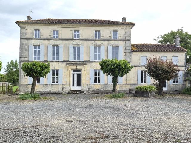 Maison 8 pièces 193 m²
