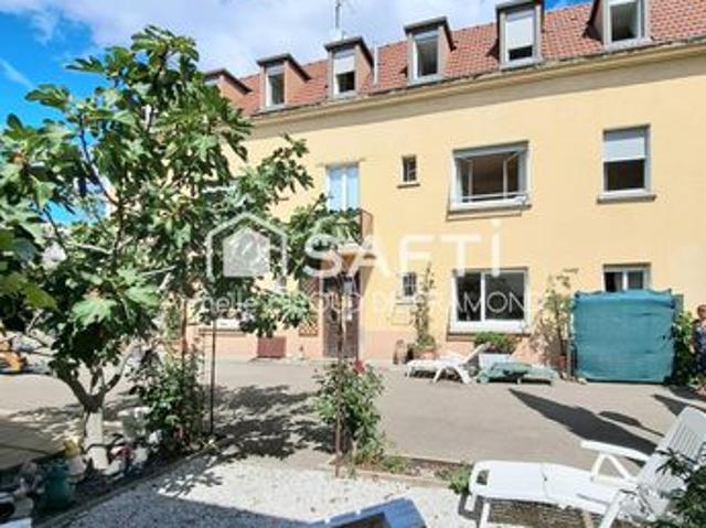 Maison 8 pièces 193 m²