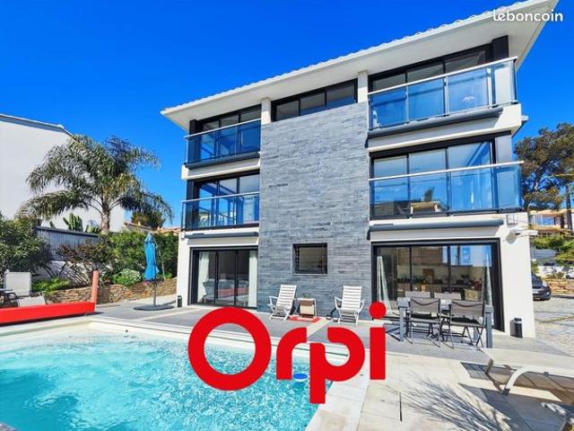 Maison 8 pièces 193 m²