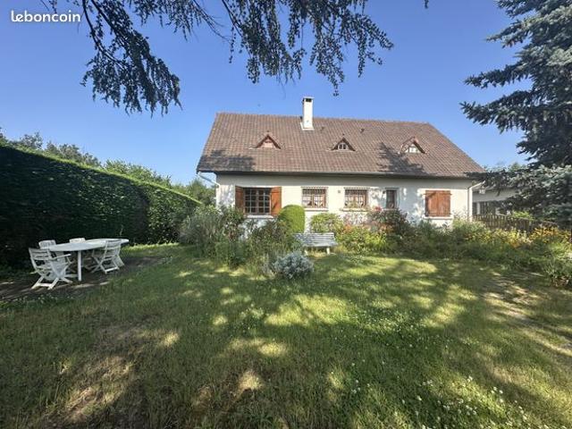 Maison 8 pièces 193 m²