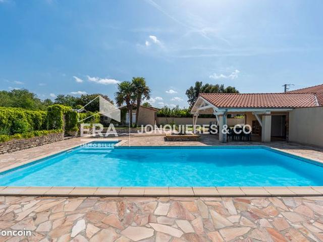 Maison 8 pièces 193 m²