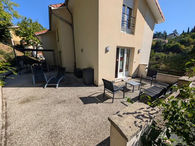 Maison 8 pièces 193 m²