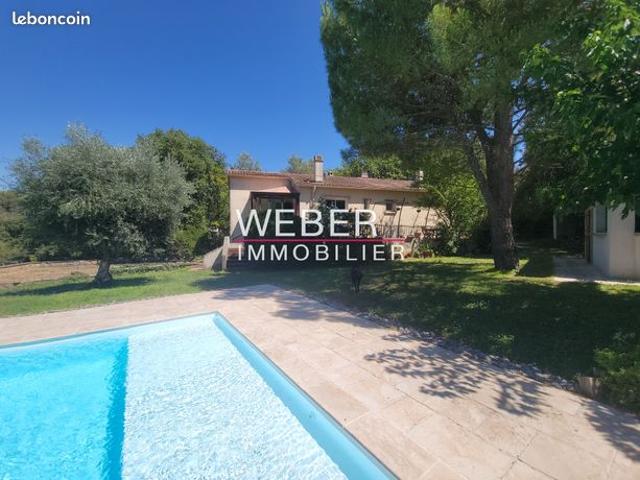 Maison 8 pièces 193 m²