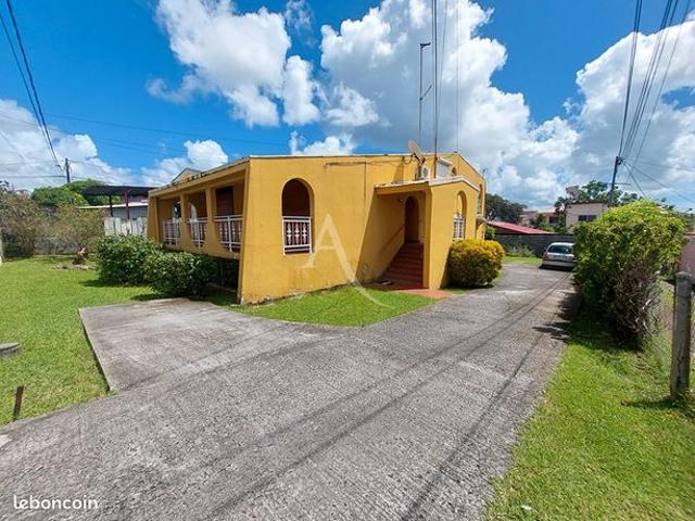 Maison 8 pièces 193 m²