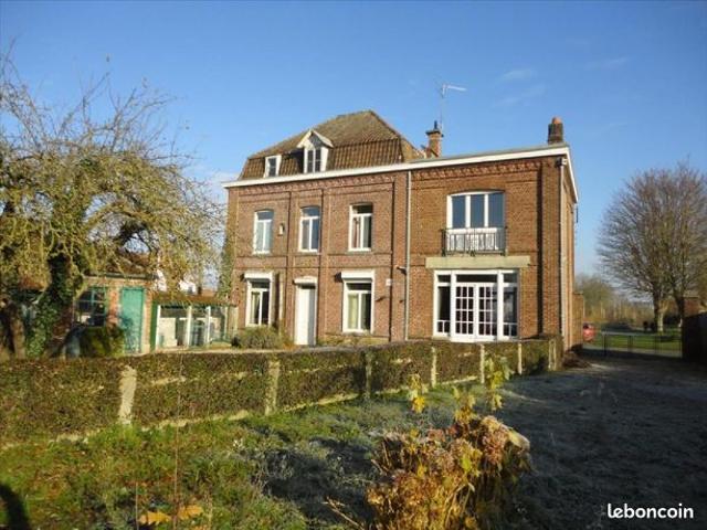 Maison 8 pièces 193 m²