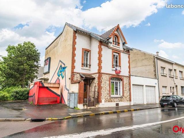 Maison 8 pièces 193 m²